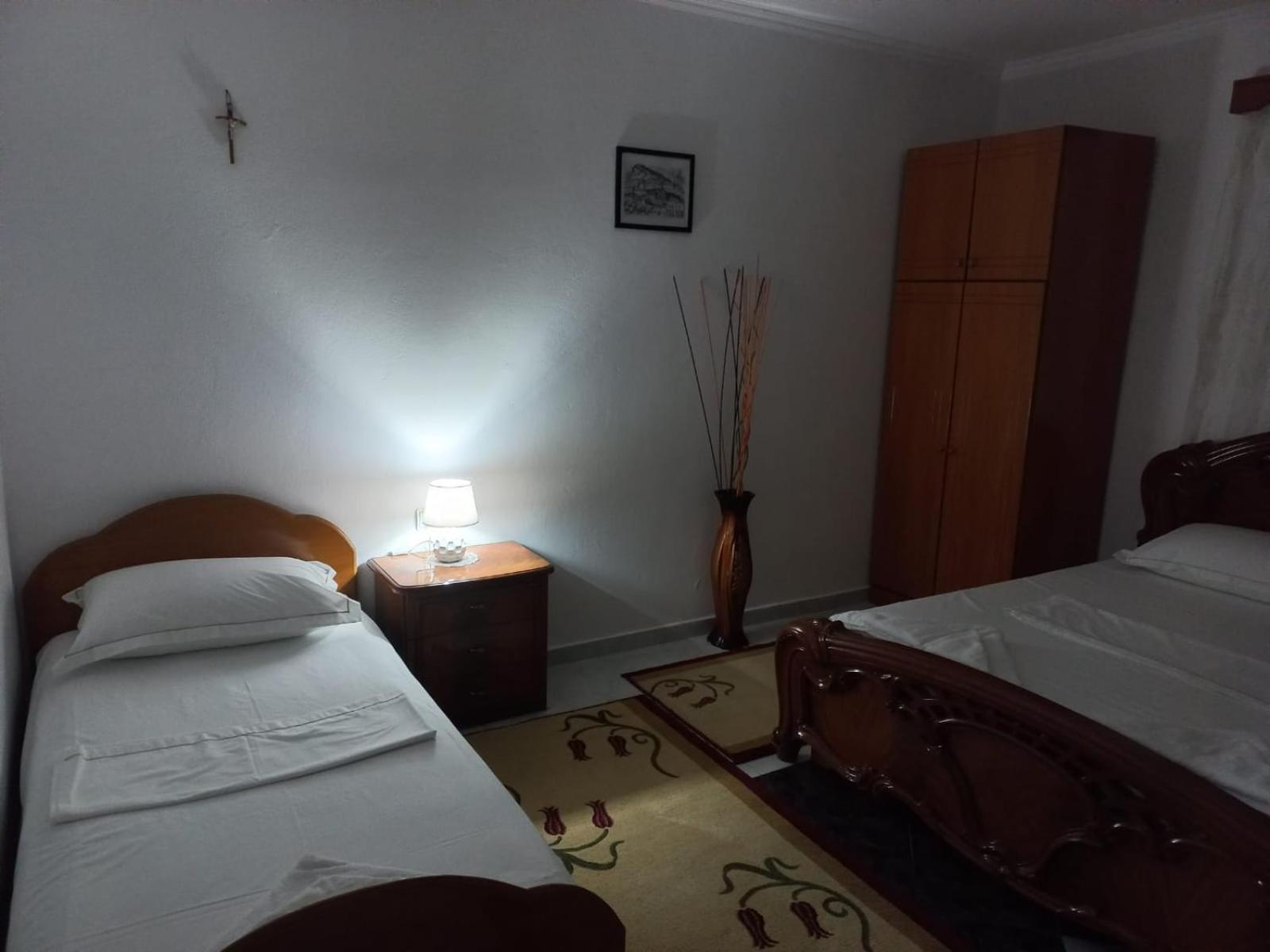 Guest House Bumbli Berat Rum bild